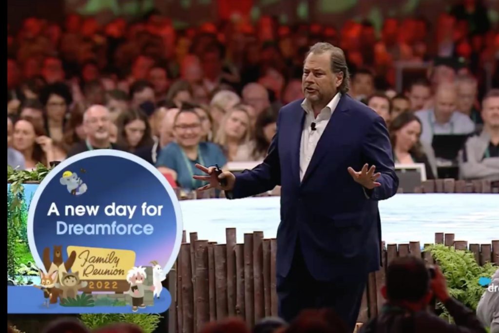 Image of Salesforce co-founder and CEO Marc Benioff delivering the keynote address at Dreamforce 2022 Day One.